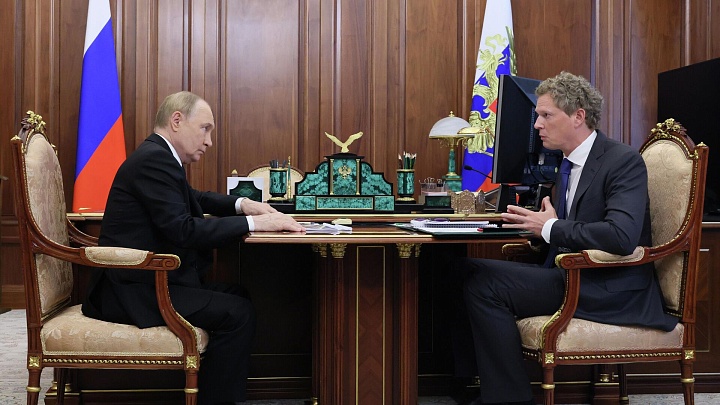 Путин похвалил ФНС за работу по оценке финансового состояния организаций