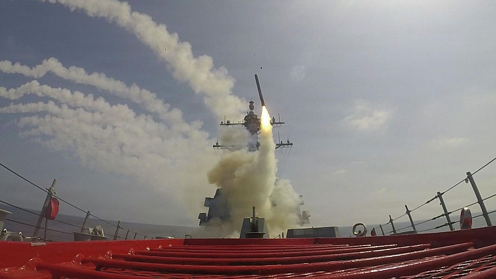 США осуществили ракетный обстрел района возле иранского Абадана