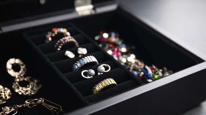 В России начинается обязательная маркировка остатков ювелирных изделий