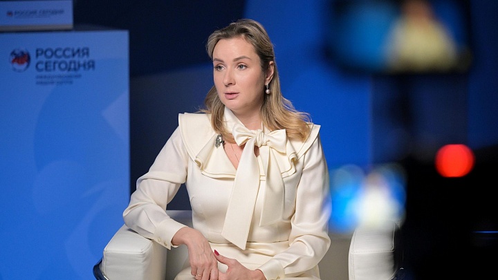 Львова-Белова объяснила, куда обращаться жертвам домашнего насилия